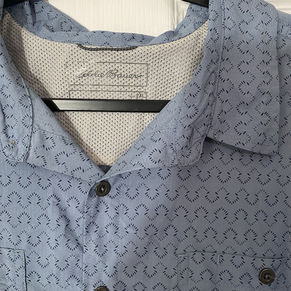 Eddie Bauer‎ Men's Short Sleeve Button-Up Lightweight Performance Style Shirt 2x - Picture 2 of 5